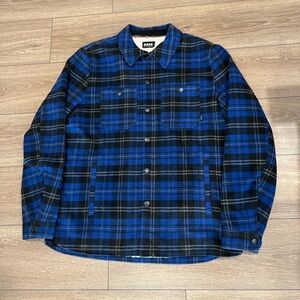 Bass Outdoor Men's Mission Plaid Field Jacket in Blue/Black